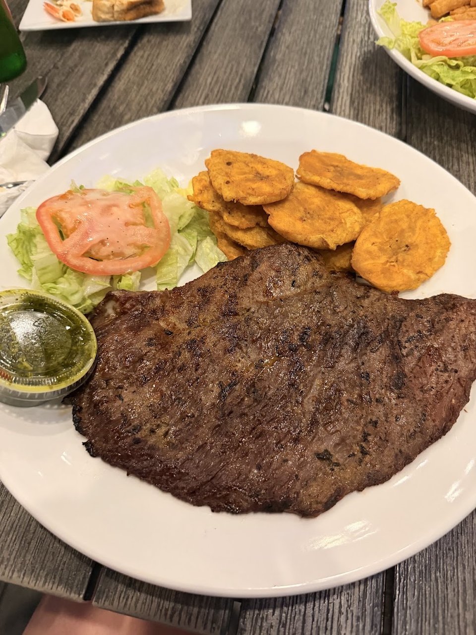 Grilled Steak with Fried Tostones